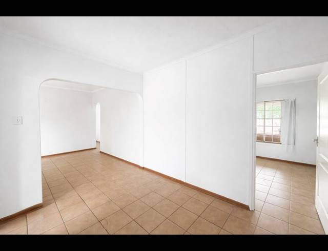 3 BEDROOM TOWNHOUSE FOR SALE IN PRESTBURY